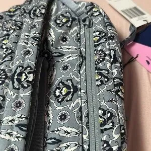 Vera Bradley | Bags | Vera Bradley Utility Sling Backpack  display picture 2